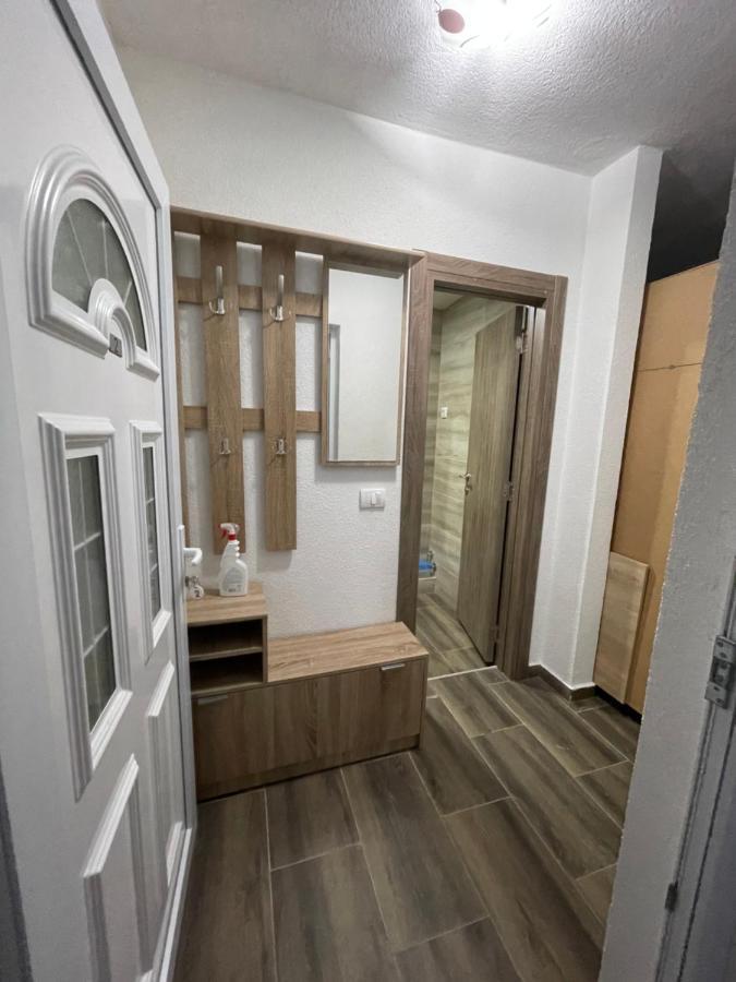Apartman Ail 2 Ulcinj Exterior foto
